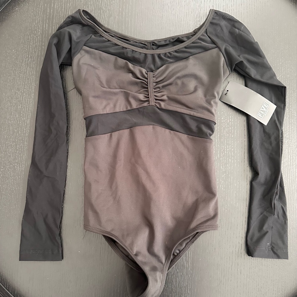 Elyte Women's Gray Long Sleeve Bodysuit